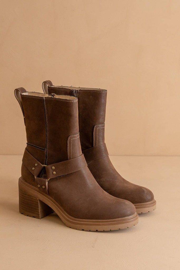 The Clyde Moto Ankle Fall Boot: COFFEE- FINAL SALE