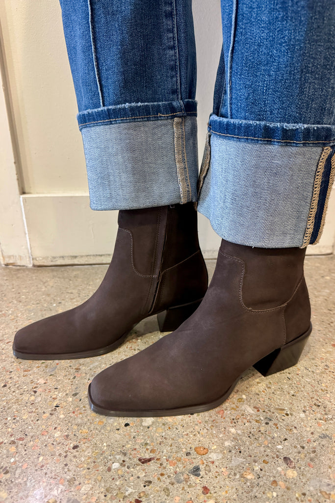 Steve Madden Daney- Brown Suede