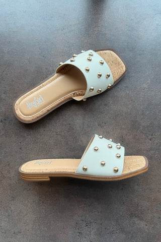 Corky's Come Aboard Flat- White