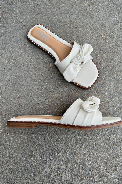 Corky's Clam Bake- Ivory