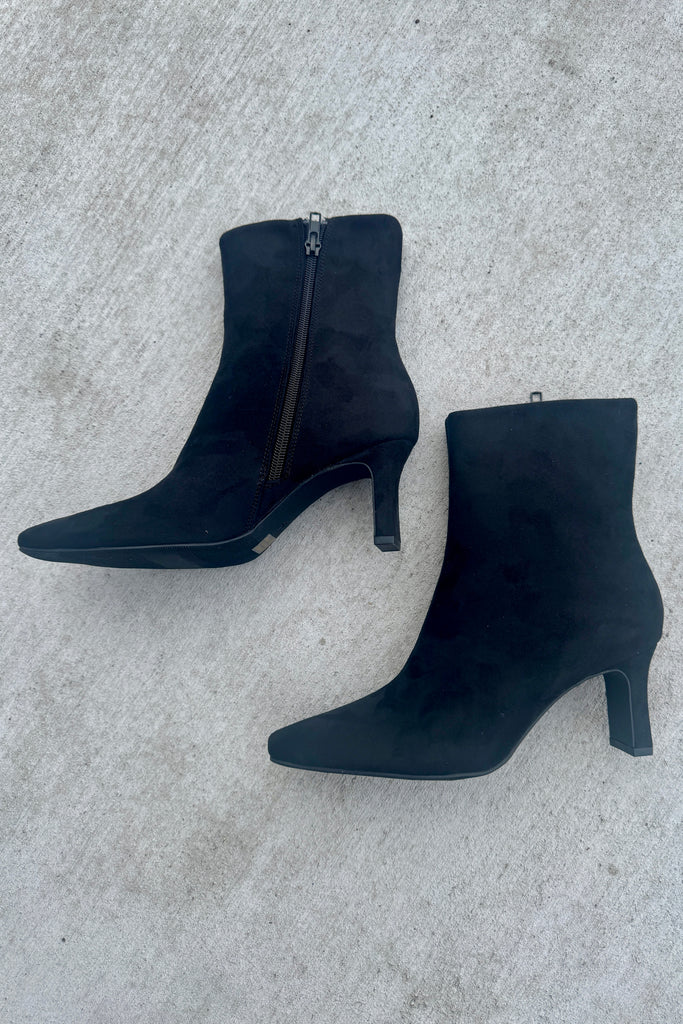 Swan Bootie- Black