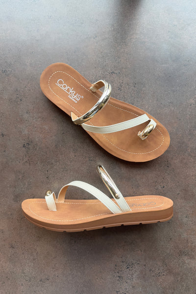 Corky's Hit the Strip Flat- White