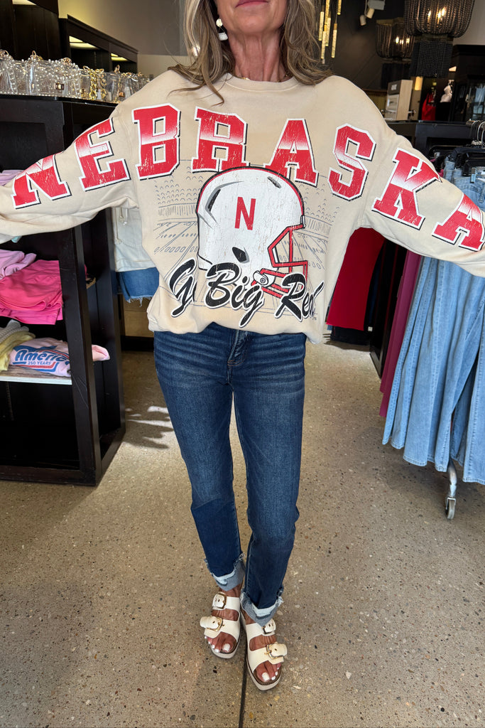 Nebraska Oversized Sweatshirt- Oatmeal