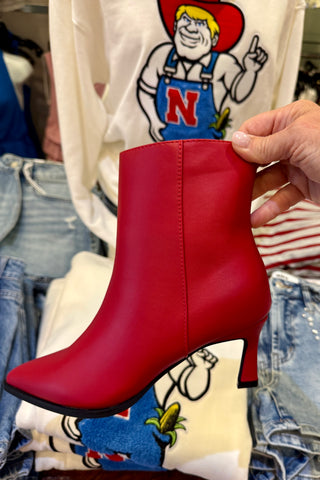 Cabernet Kitten Heel Boot- Red