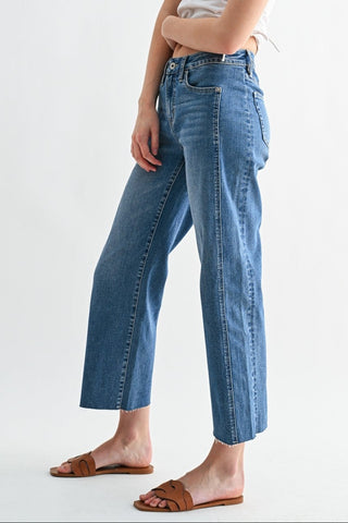 Mica Mid Rise Staight Crop
